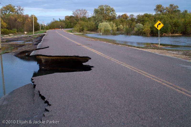 More Flood Pictures (Friday Night in Pine Island, MN)